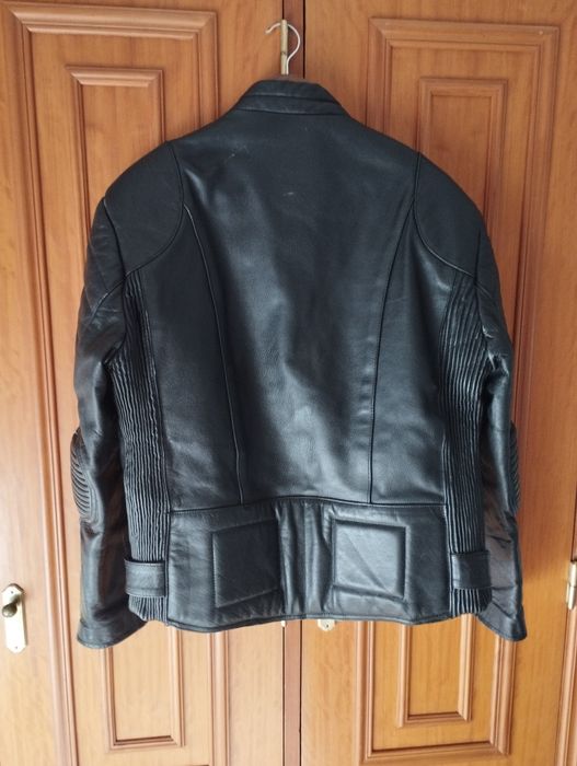 Casaco de moto em pele genuína