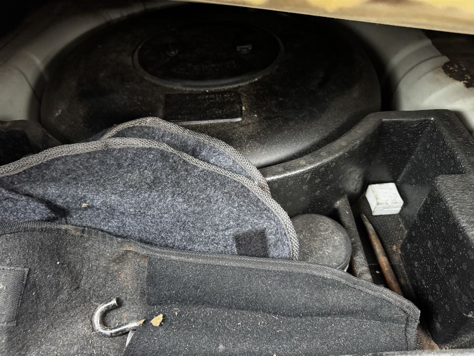 Автомобіль хюндай акцент 1.4 газ бензин 2008 рік