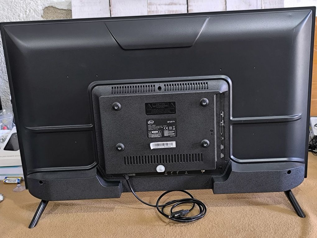 TV LED de 32 polegadas da marca eSmart