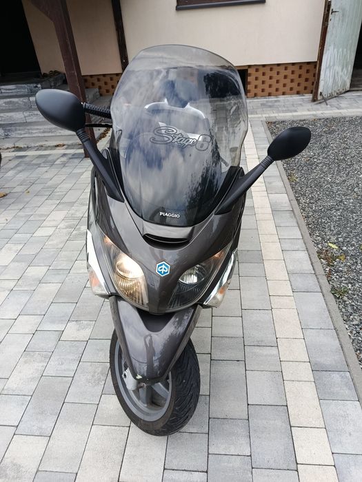 Skuter Piaggio x-evo 125