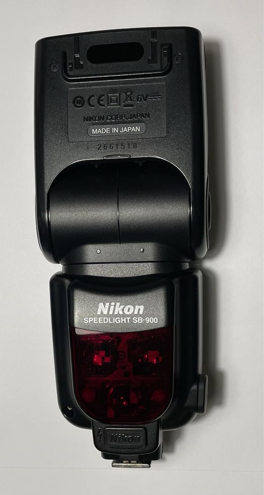 Спалах Nikon SB-900