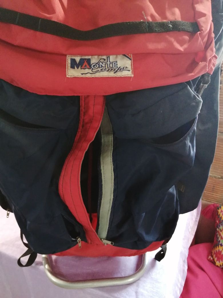 Mochila de acampamento