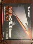 Материнська плата Gigabyte B450 Aorus Elite V2