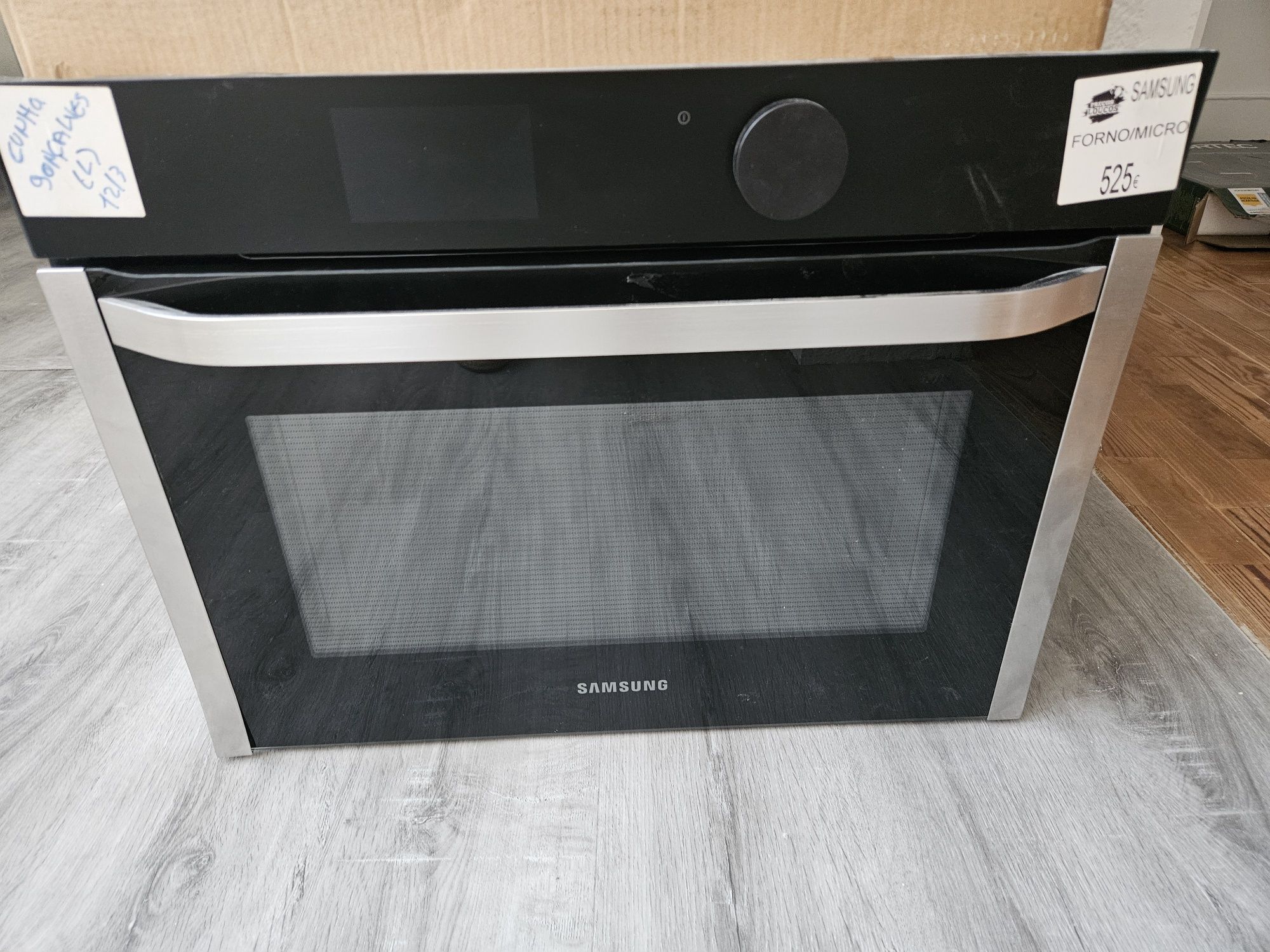 Forno microndas por esteriar  samsung
