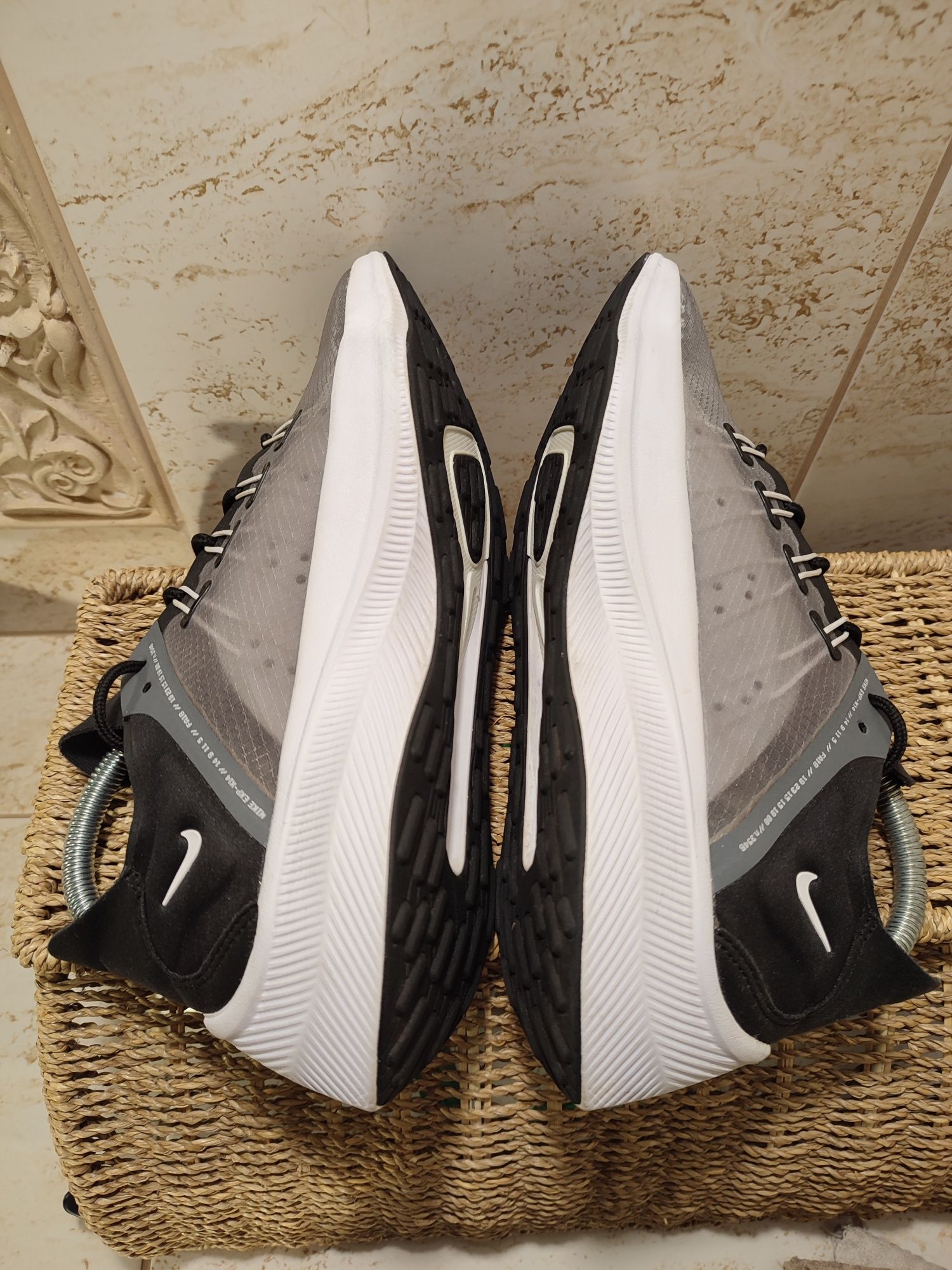 Бігові кросівки Nike EXP X14 Унісекс.
