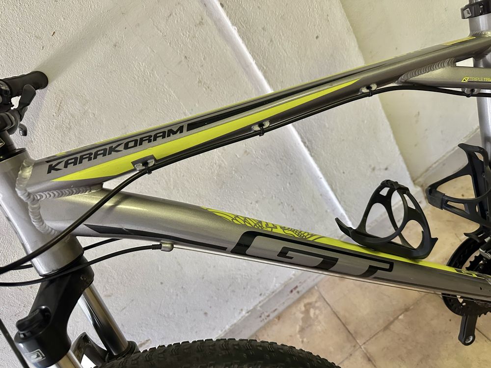 Bicicleta BTT GT roda 29’’