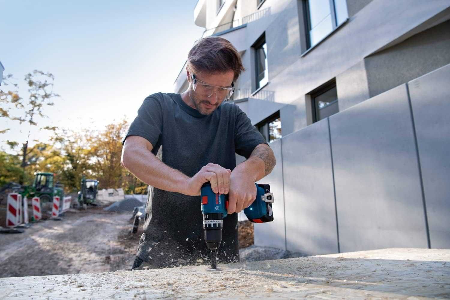 Шуруповерт бездротовий ударний дриль шурупокрут Bosch GSB 18V-45