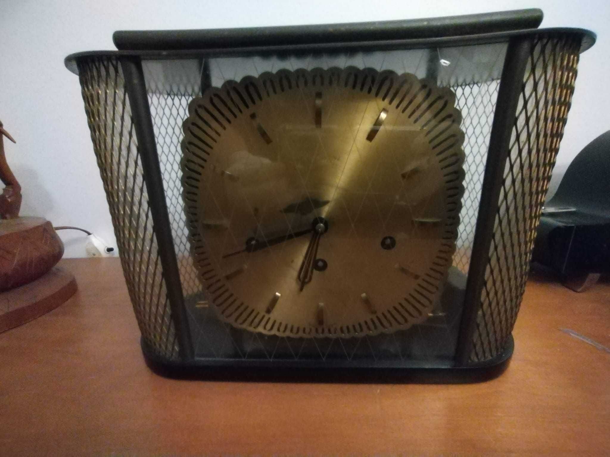 PREÇO FIM de ANO - Relógio Atlanta de FRANZ HERMLE - Fabricado na Alem