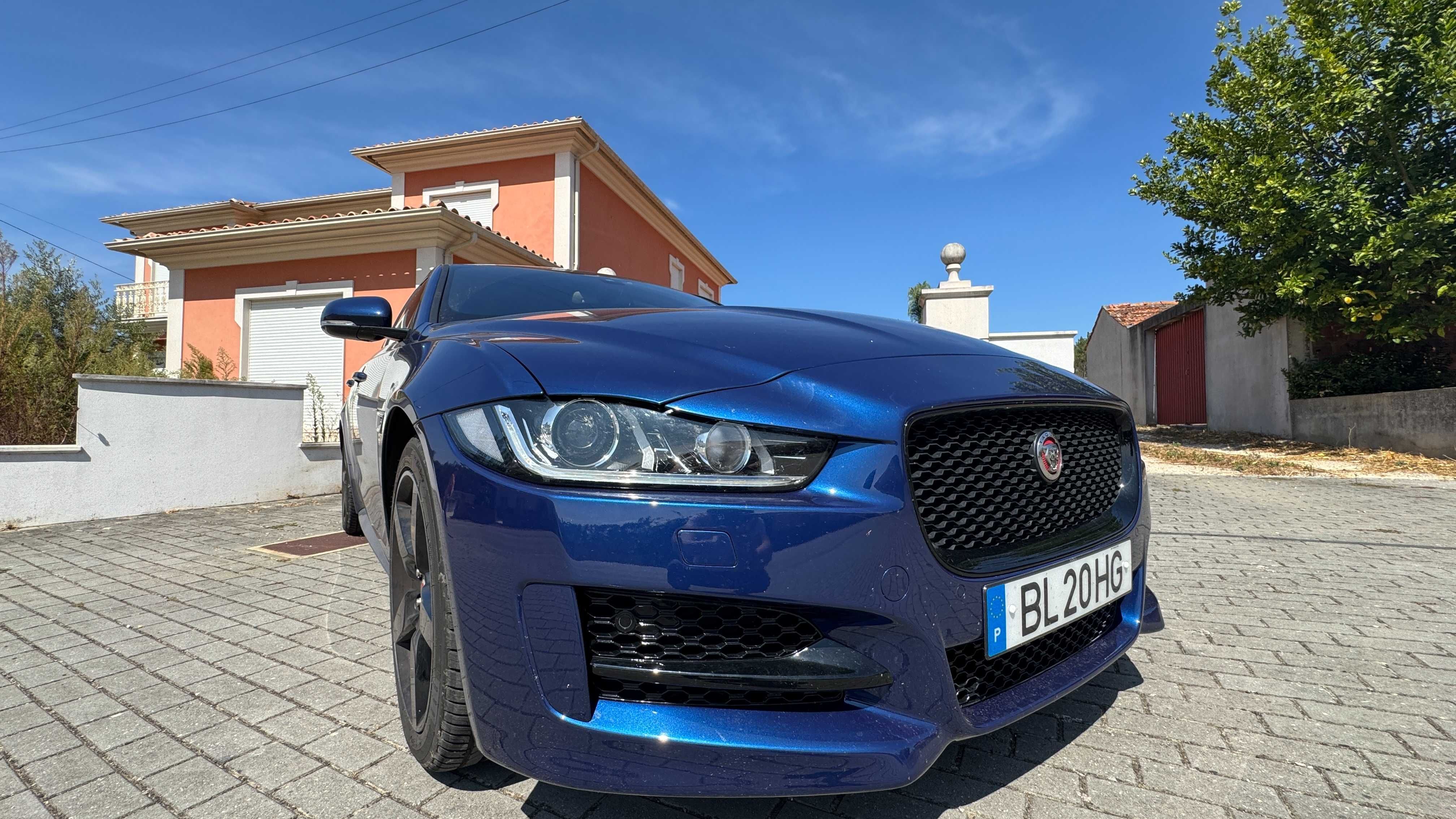Jaguar XE R-Sport  – Elegância e Desportividade