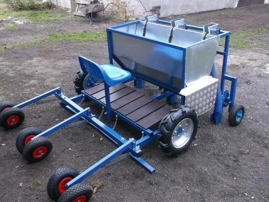 Mechaniczna sadzarka  6 rzędów do cebuli dymki,bobu i czosnku.