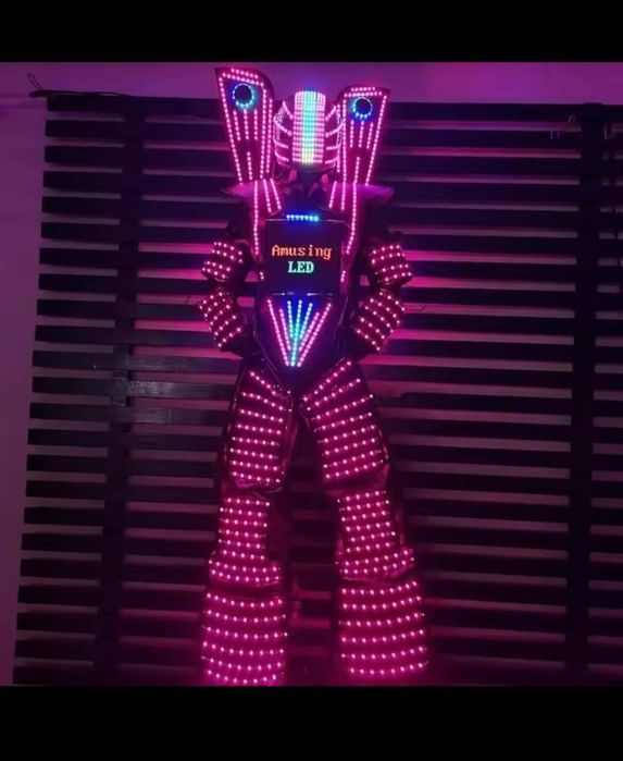 Wynajem robot świecący