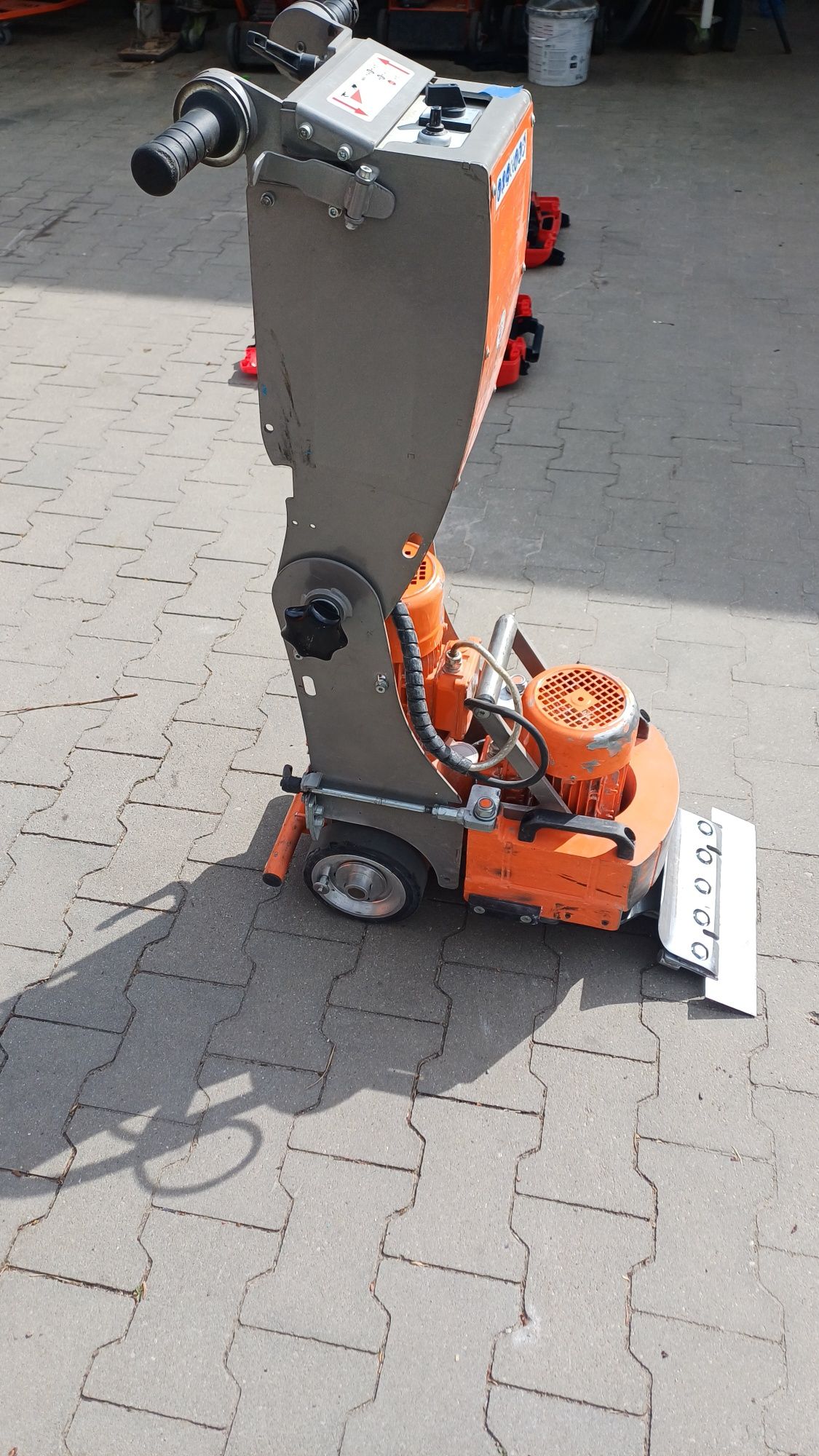 Zdzierak,zrywarka samojezdna Blastrac Bs-75 Husqvarna