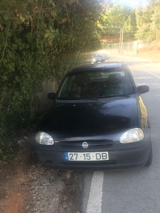 Carro com problema nos travoes(reservado)