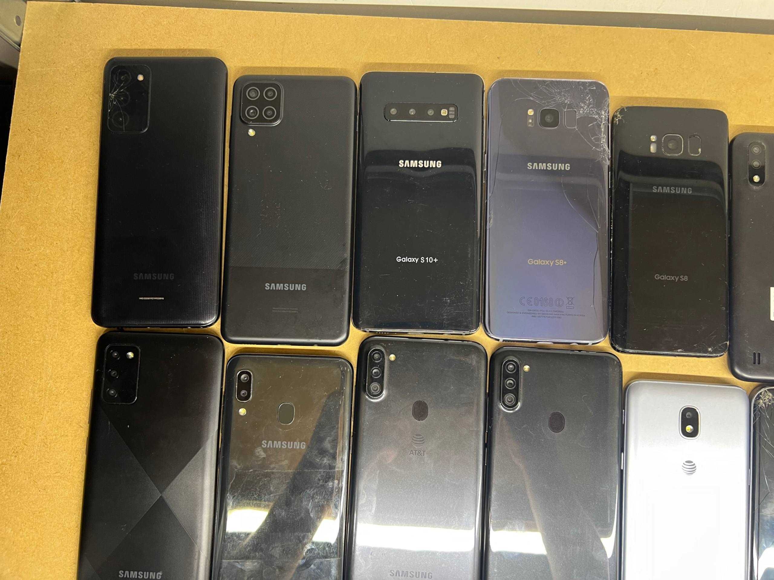 Лот смартфонів, Galaxy A03s, A12, S10+, S8+,  A01