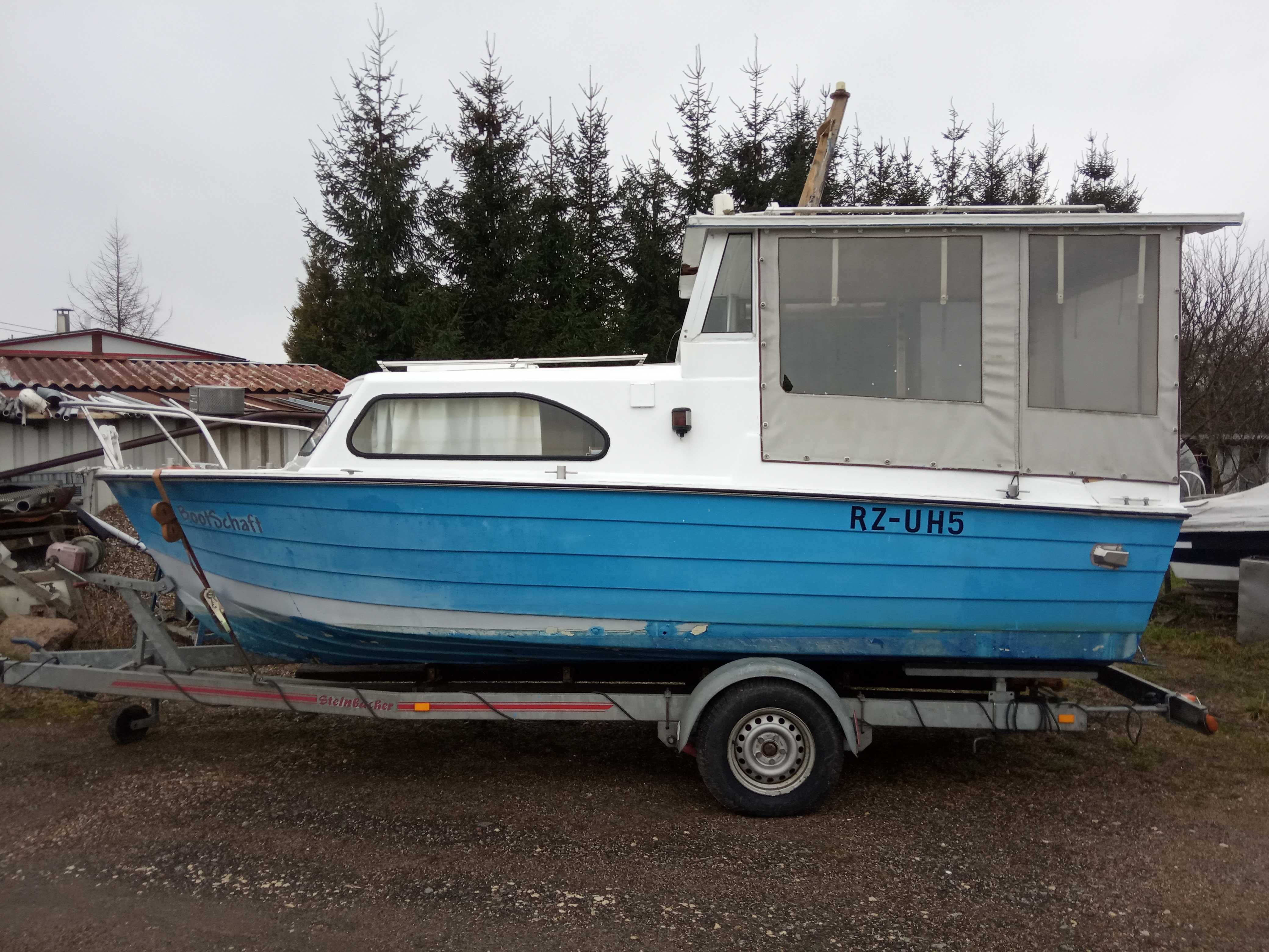 Motorówka kabinowa 5,85 x 1,90m łódź łódka