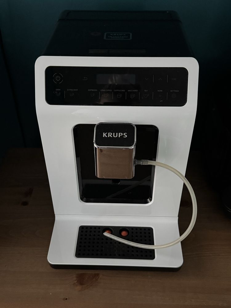 Ekspres ciśnieniowy Krups EA8901