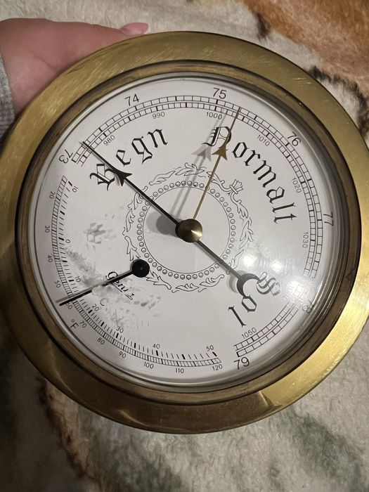 Barometr Genia Bardzo Ladny