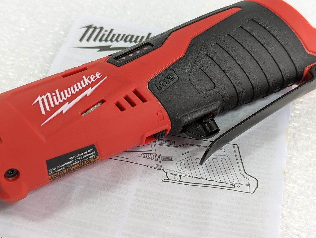 Milwaukee M12 2457-20 Кутовий гайковерт трещітка 1/4, 3/8 (M12IR-0)