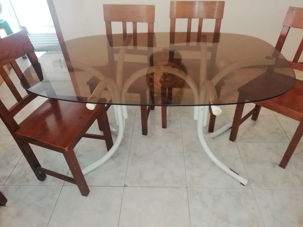 Mesa de cozinha bom estado Urgência para desocupar