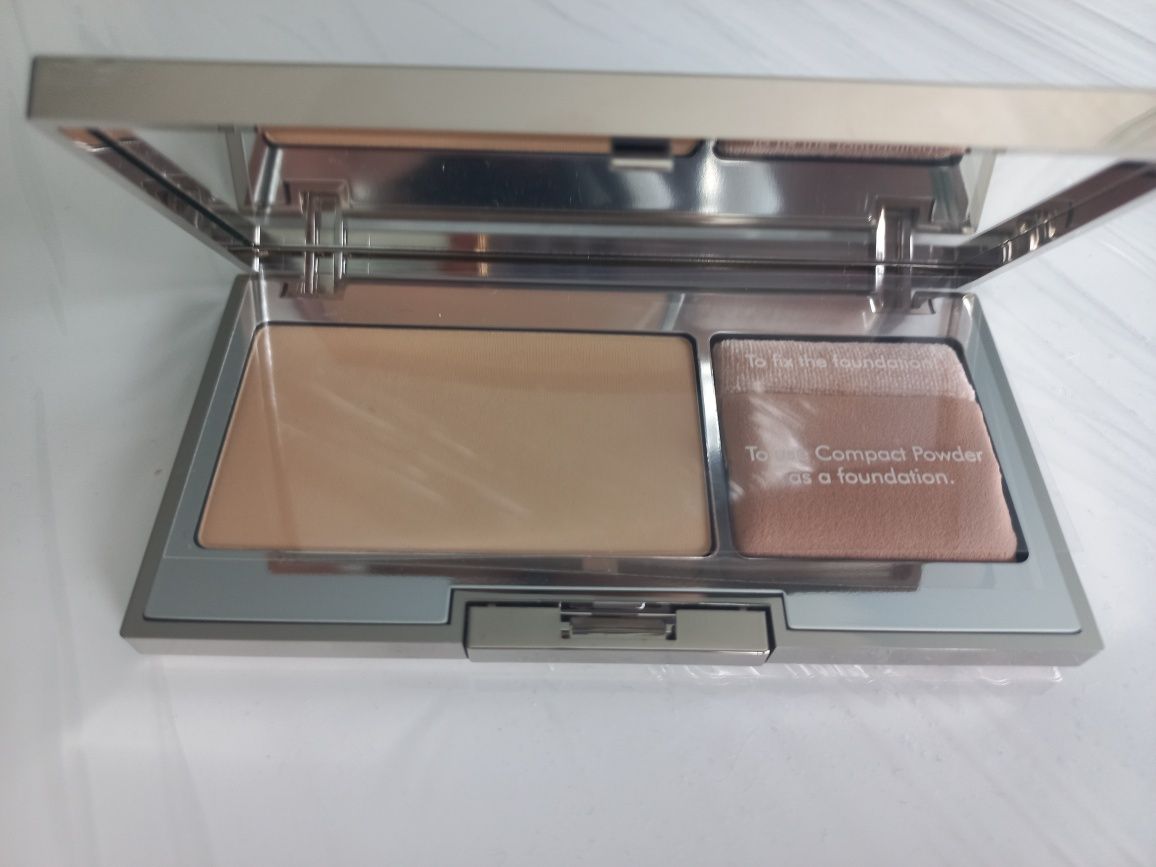 Puder dr Irena Eris LIGHT BEIGE