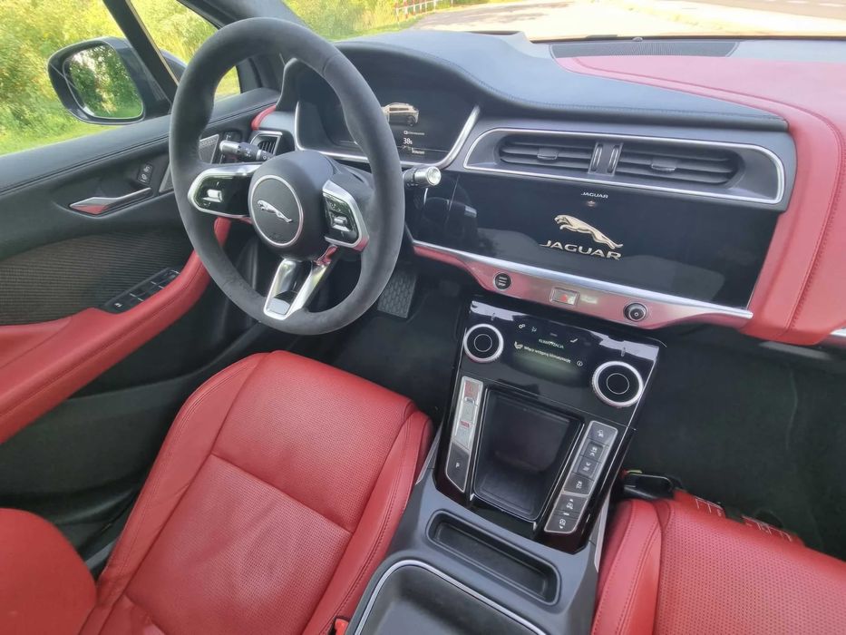 Jaguar I-Pace EV400      2019