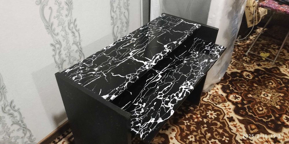 Продам стол компьютерный б\у