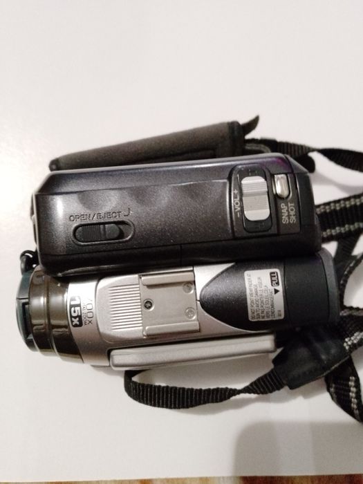 Продам камеру JVC