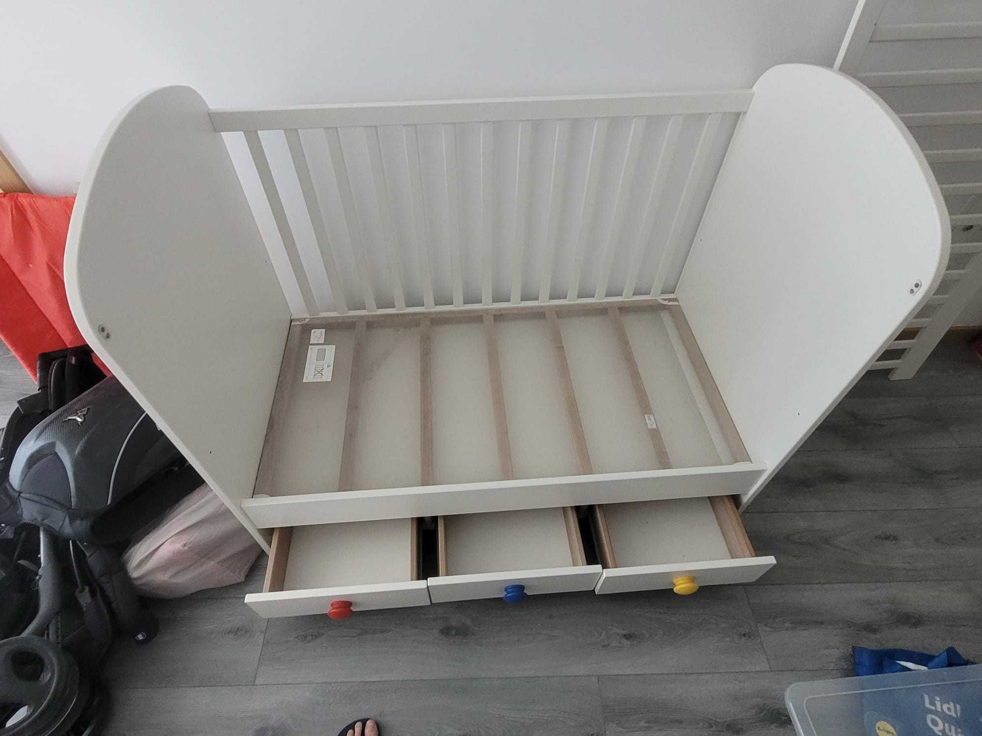 Berço IKEA com Gavetas 60x120