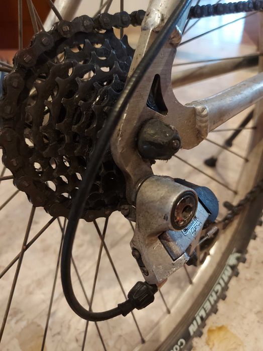 Bicicleta BTT - usado como novo