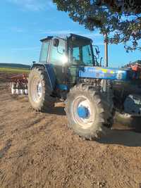 Tractor new holland 8340sle