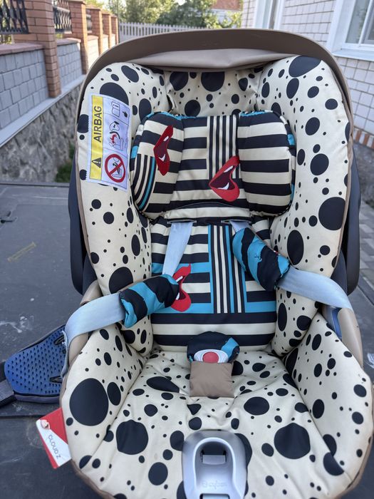 Автокрісло (автолюлька)+ база isofix cybex cloud Z i-Size