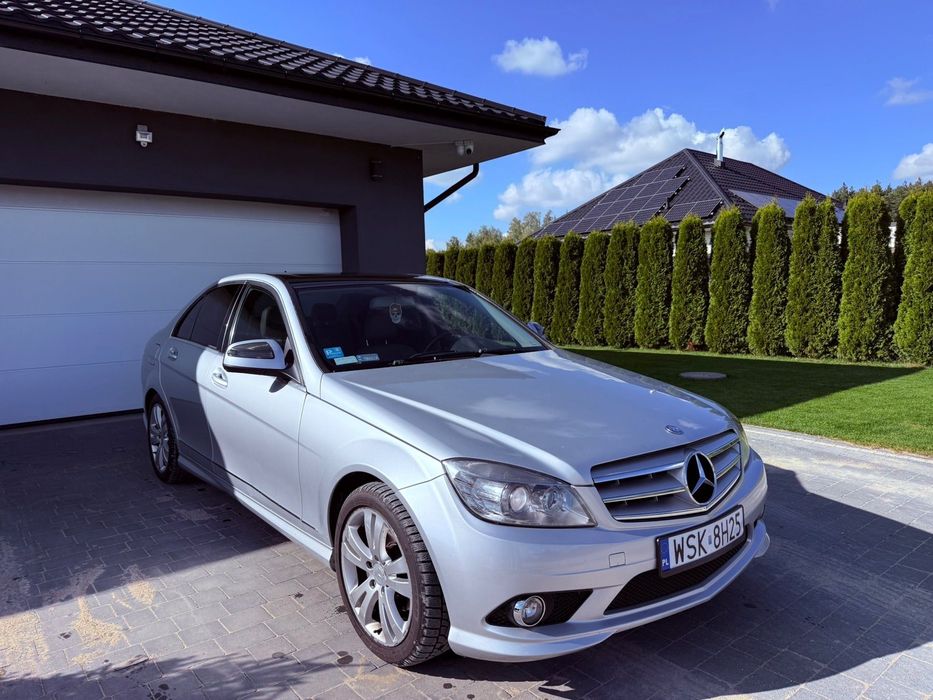 Mercedes-Benz Klasa C 3.0 benzyna 4 Matic Pakiet AMG