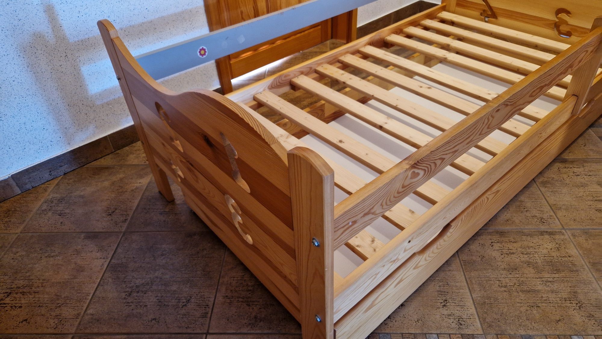 Łóżko dzieciece młodzieżowe  164x86x61