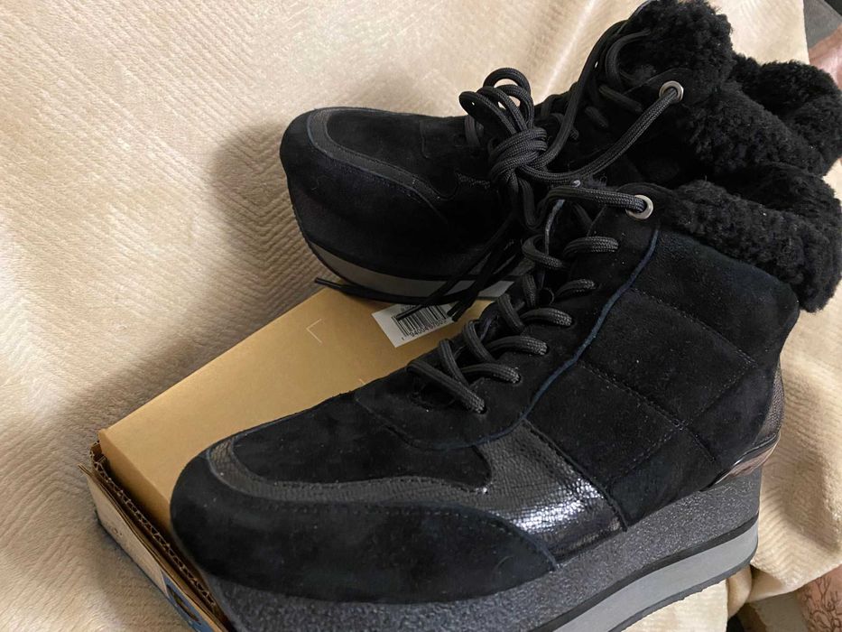 Хайтопи MIRATON з натуральної замши в ідеальному стані. Розмір 37