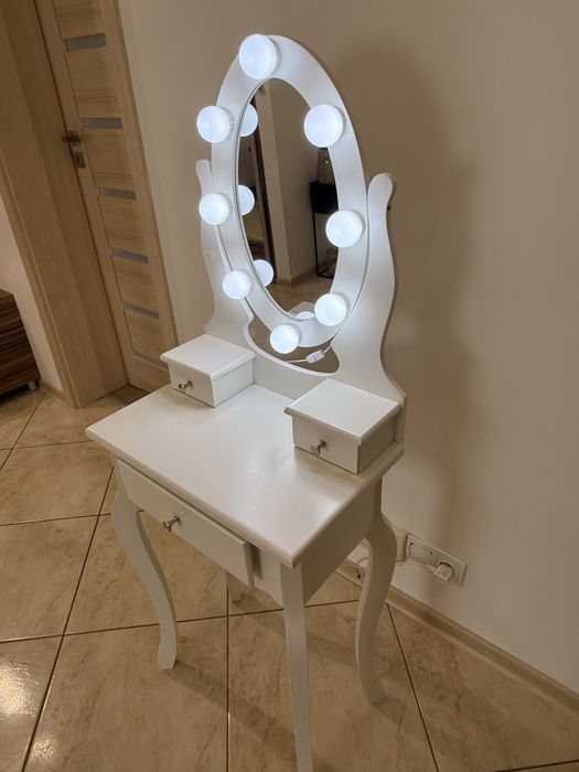 Sprzedam lustro do makijazu