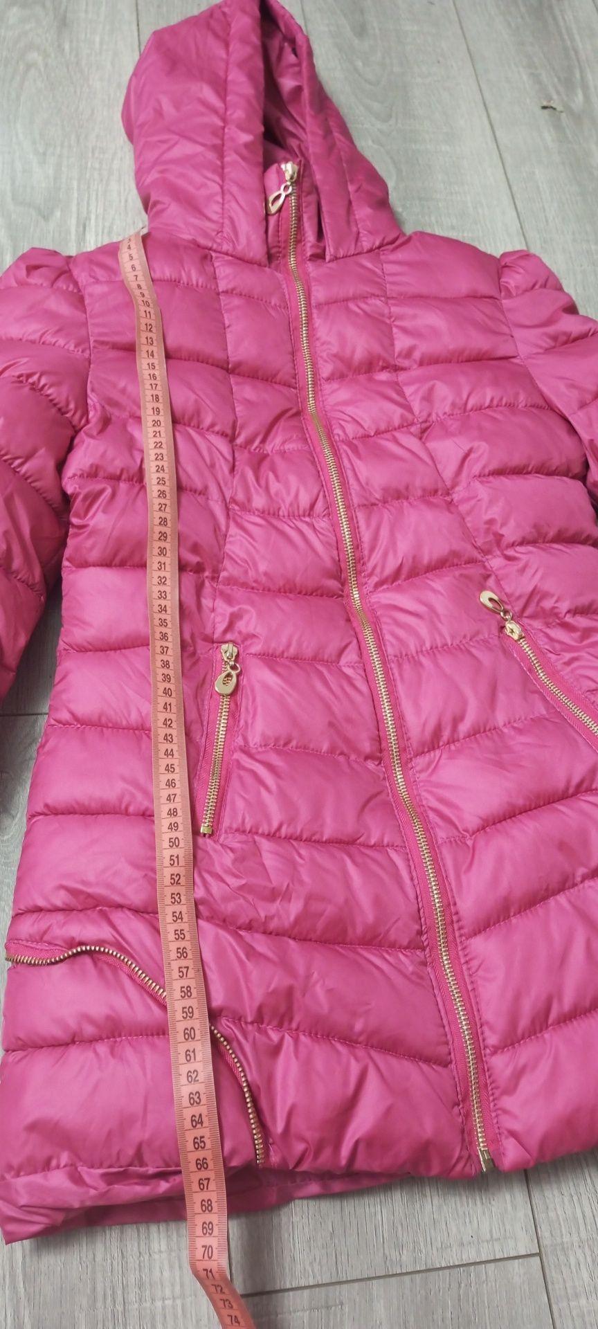 Рожева куртка для дівчинки