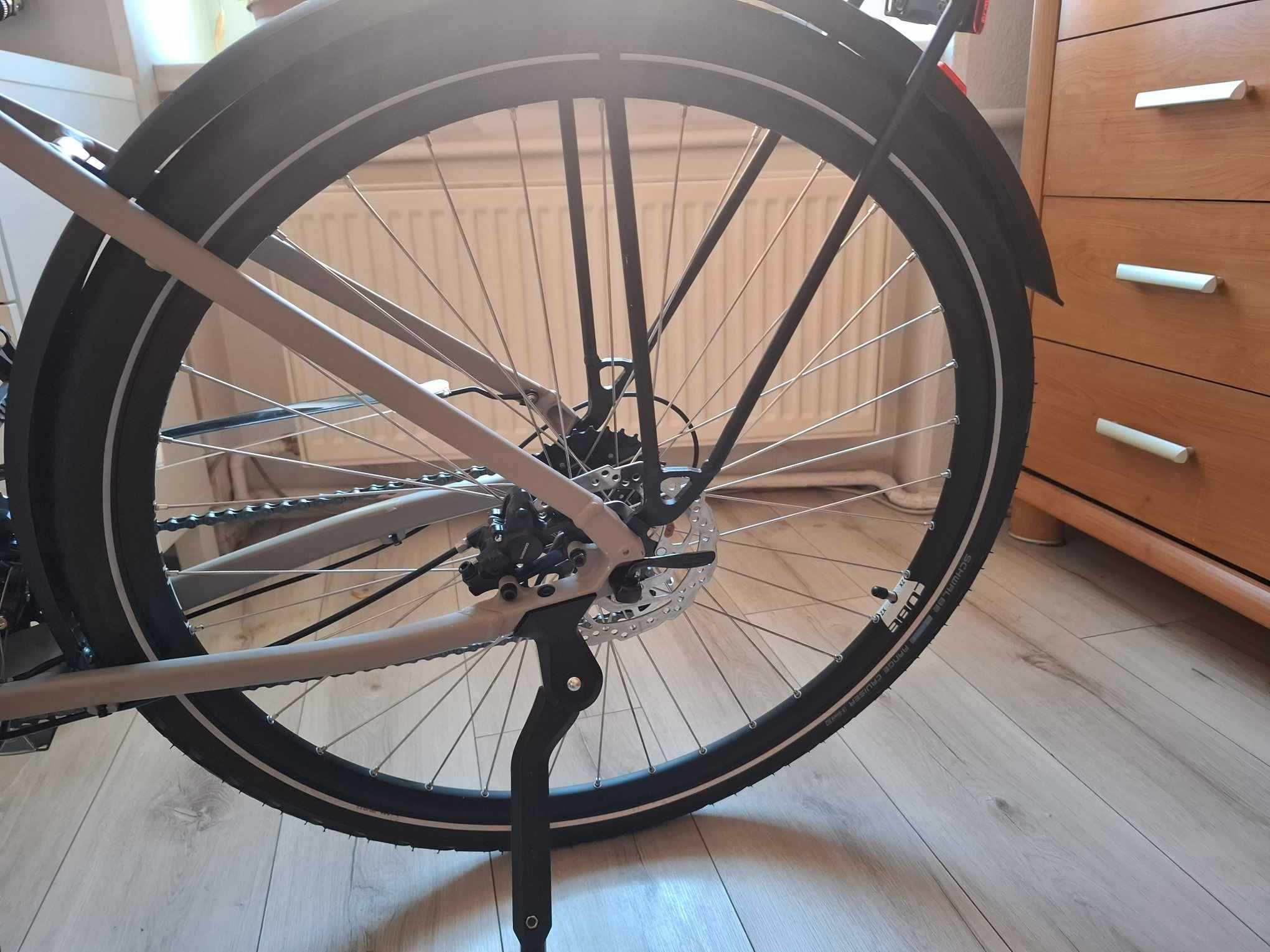Rower damka CUBE 448150 TOURING PRO EASY ENTRY koła 28 - JAK NOWY