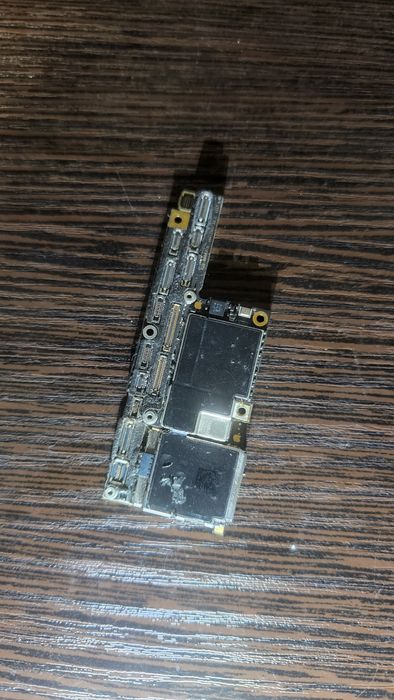 Плата iPhone X 256 Гб.