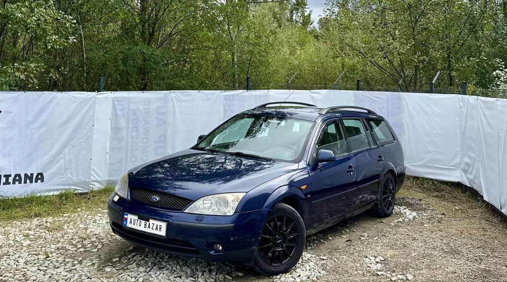 Ford Mondeo 2.5 > Skóry > Klima > 2004 > Hak > Alufelgi > Zadbany