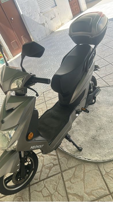 Scooter eletrica neovolt