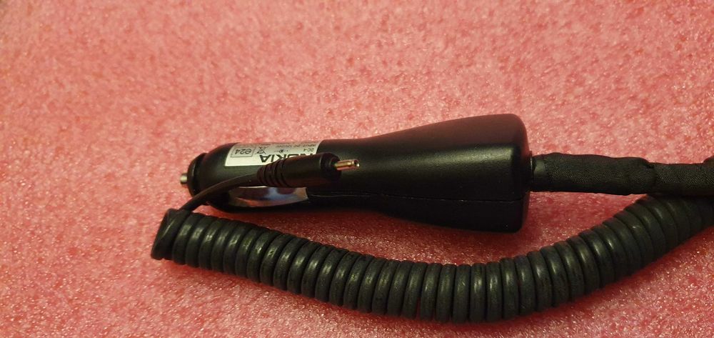 Ładowarka samochodowa  oryginalna Nokia DC - 4