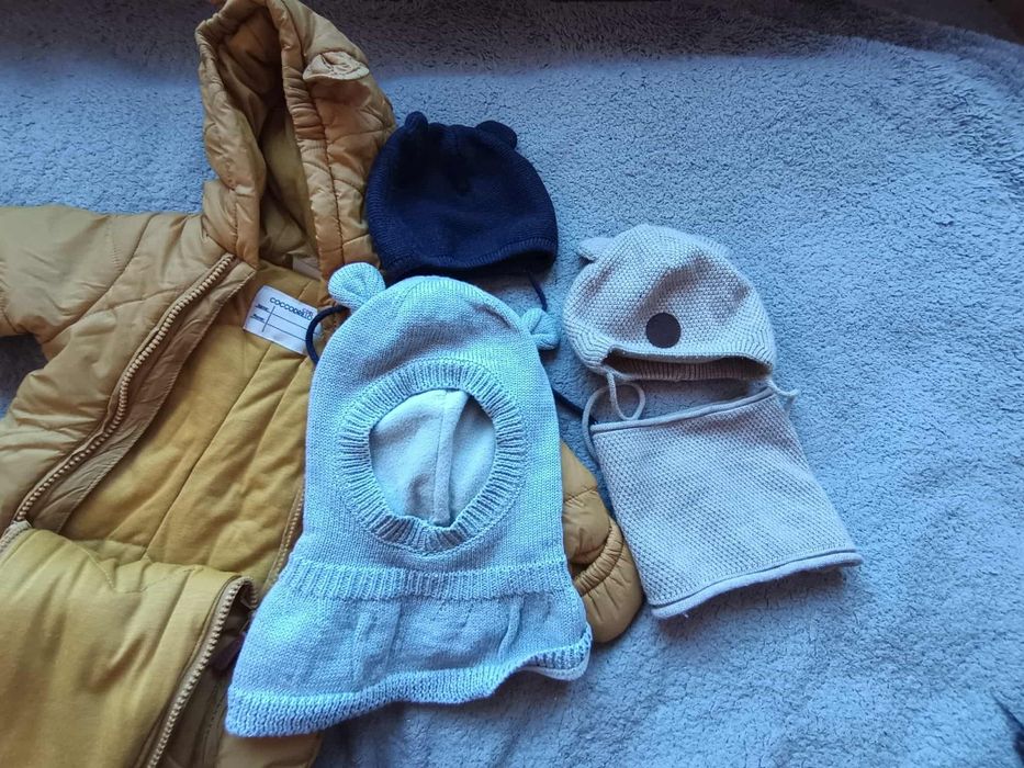 Kombinezon zimowy Coccodrillo r. 68 + czapki