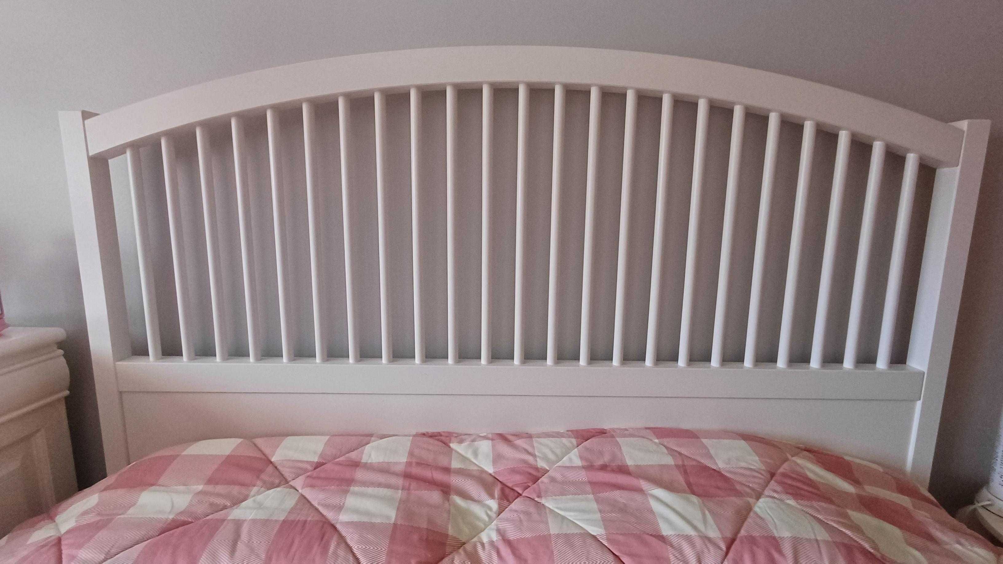 Cama IKEA TYSSEDAL - 1.60mx2.00m
