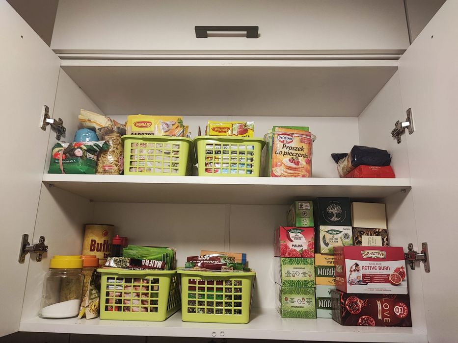 Szafki kuchenne wiszące białe