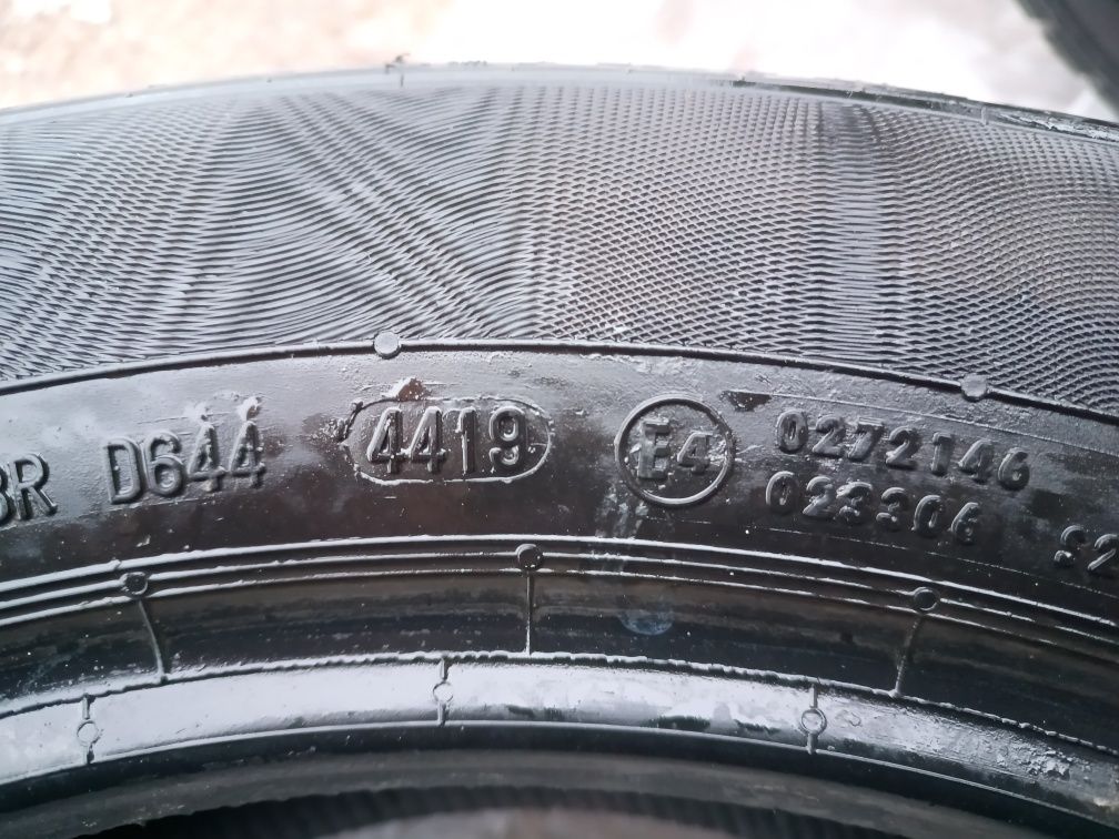 215/55 R17 Continental  CONTICONTACT TS815 SEAL