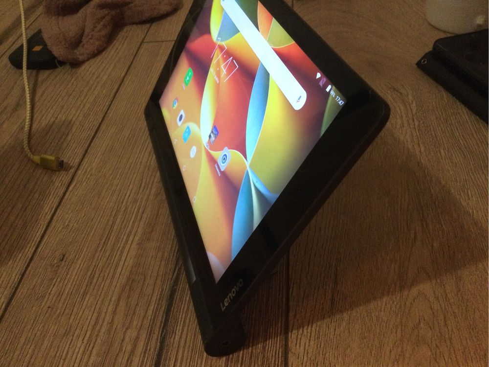 Tablet Lenovo Yoga Tab YT3-850L, zablokowany