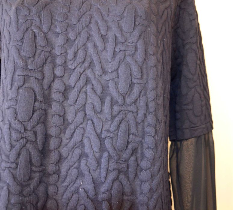 Czarna sukienka z falbaną tiulowe rękawy rozmiar L