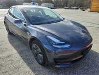 Tesla model 3 standard range plus