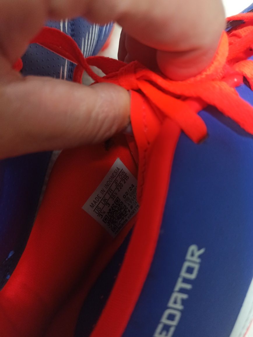 Оригінал ADIDAS PREDATOR футбольні бутси, копочки для хлопчика, 35.5 р