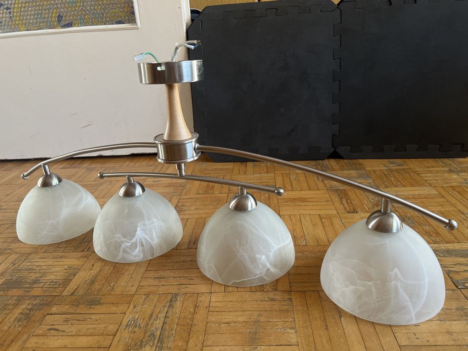 Lampa wisząca 4 kloszowa